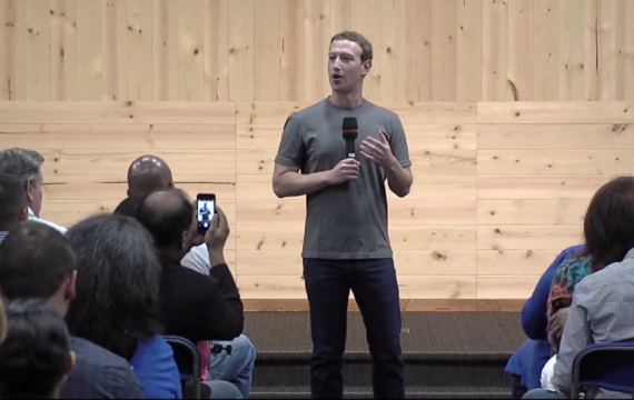 Facebook Tidak Sedang Mengerjakan Tombol ‘Dislike’