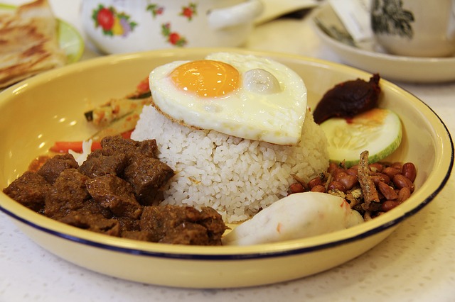 [img.7] bisnis-kuliner-warung-padang